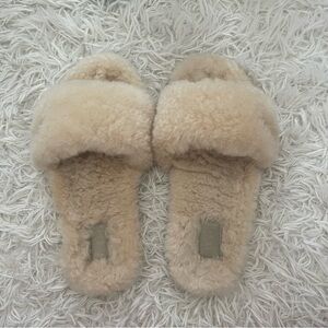 Ugg furry slippers